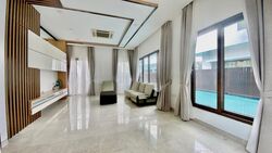 Meyer Road (D15), Terrace #586253101